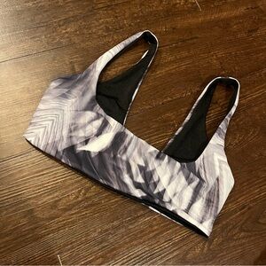Demon Bikini Women’s Sports Bra Style Bikini Top size small Grey Black White